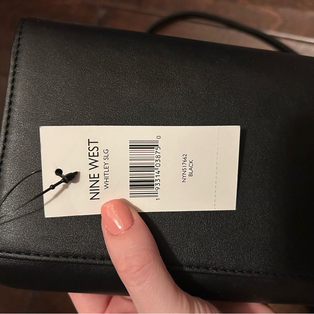 NWT Elegant‎ Black Shoulder Bag - Picture 2 of 8